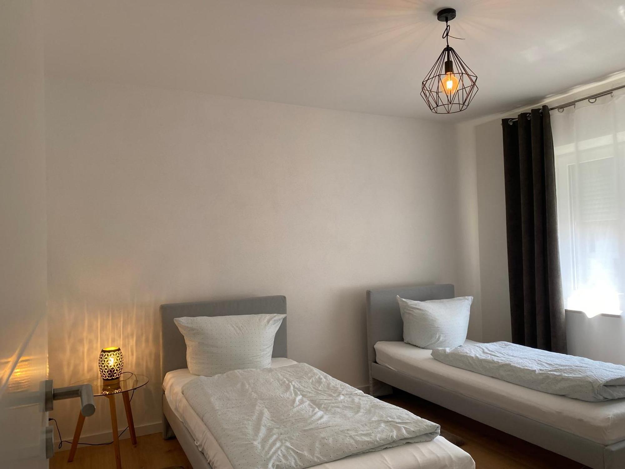Modern Living Apartment - Naehe Krankenhaus, Altstadt, Bahnhof - 3-Zimmer Амберг Екстер'єр фото
